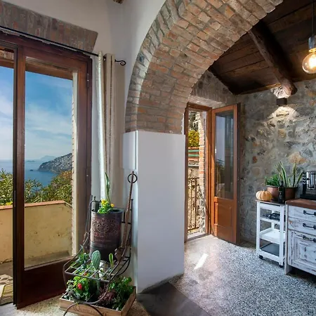 Mareluna Holiday home *